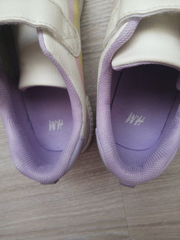 H&M Lisanslı Kız Çocuk Spor Ayakkabı - Görsel 4