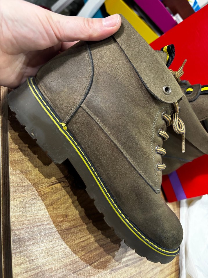 Haki Kadın Bot 40 - Görsel 4