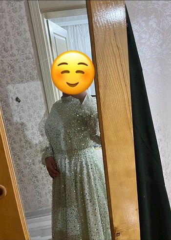 38 Beden İşlemeli ve Boncuk Detaylı Uzun Turkuaz Abiye