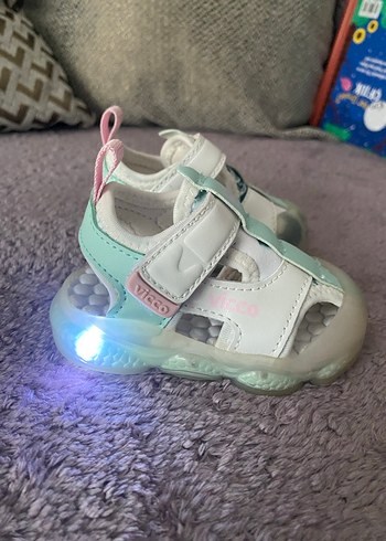 19 no Kız Çocuk Beyaz Sandalet ViCCO Orijinal - Görsel 4