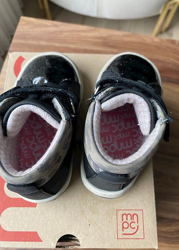 Gerçek deri Kız Çocuk Siyah Cırtlı Bot - Görsel 6