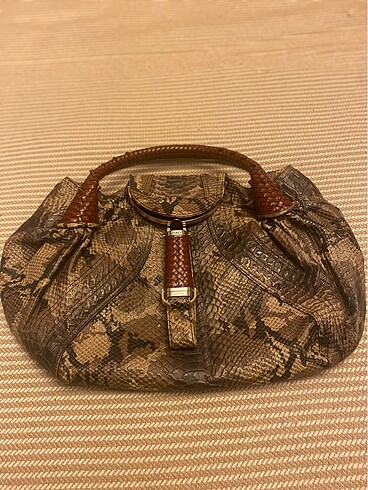 FENDİ ÇANTA