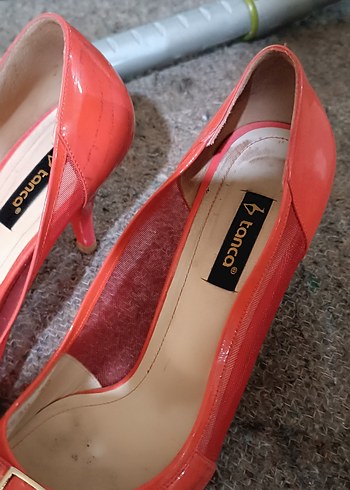 Kırmızı Fırfırlı Dolgu Topuklu Stiletto - Görsel 3