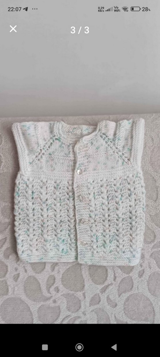 Örgü Beyaz Kolsuz Yelek - Görsel 3