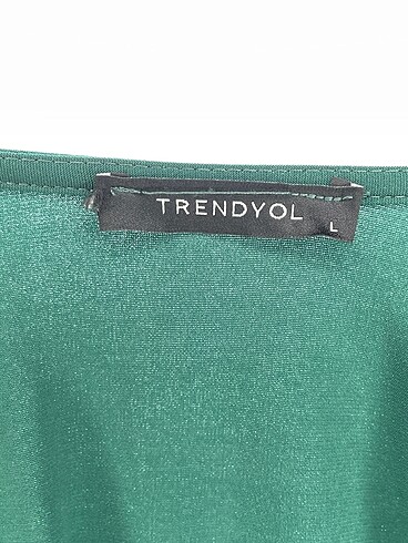 l Beden yeşil Renk Trendyol & Milla Bluz %70 İndirimli.