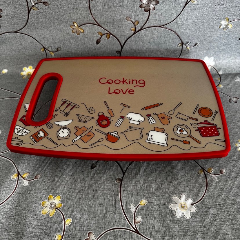 Kırmızı Kenarlı Kesme Tahtası - Görsel 2