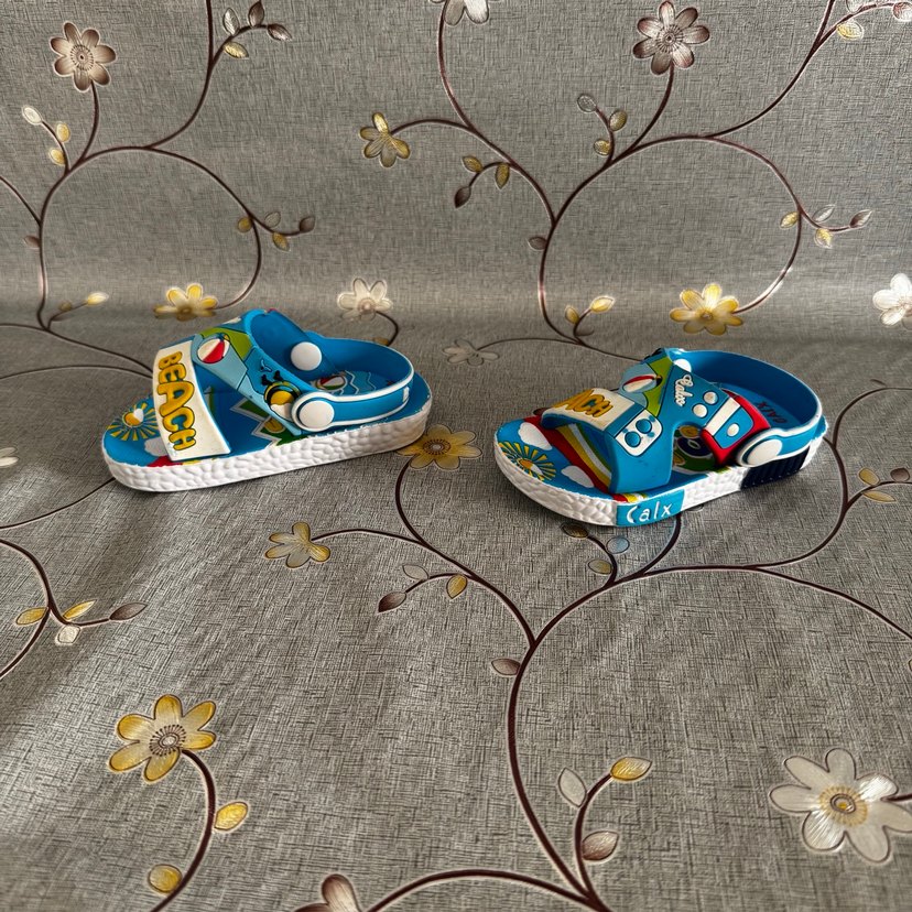 Renkli Erkek Çocuk Terlikleri Velcro - Görsel 3