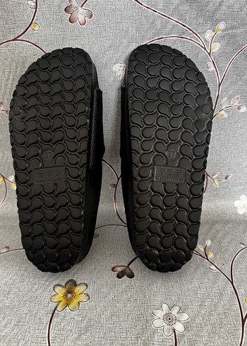 Siyah Minimalist Kadın Terlik - Görsel 12