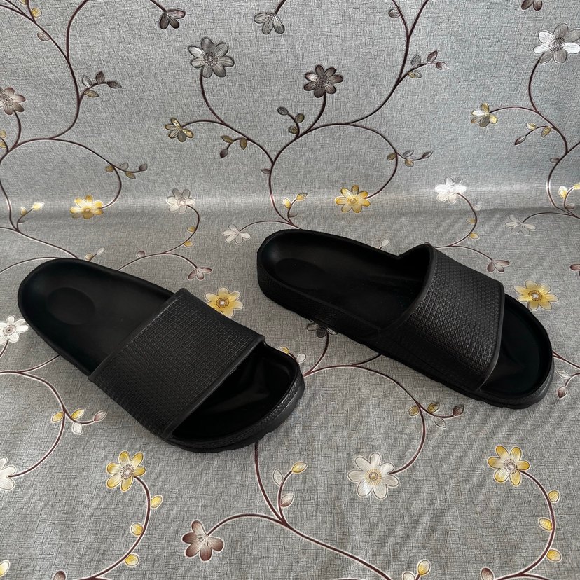 Siyah Minimalist Kadın Terlik - Görsel 5