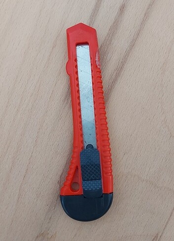 Maket bıçağı 