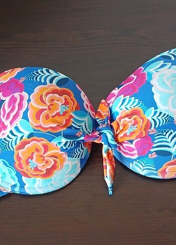 Bikini üstü bikini üstü 