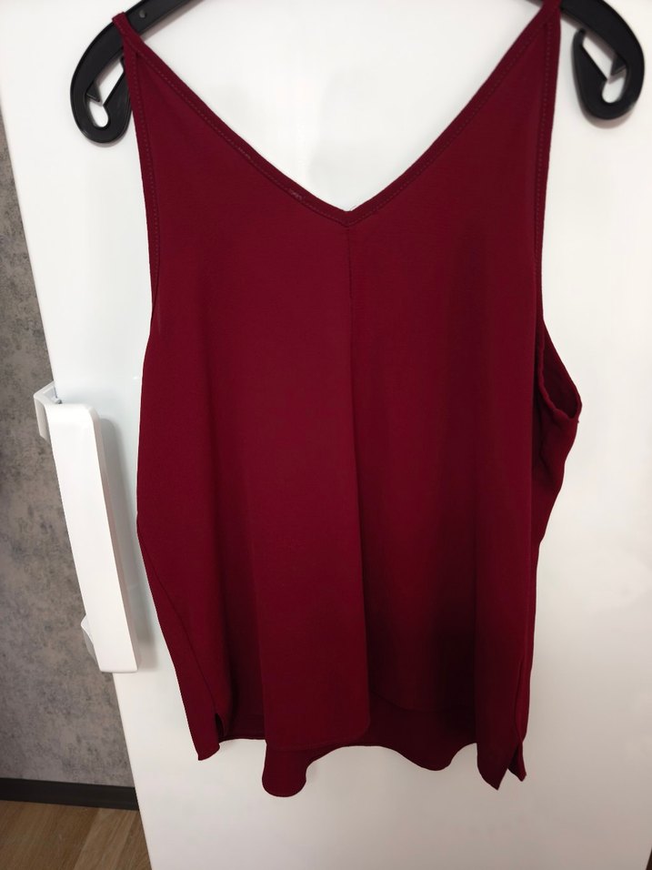 Bordo V Yaka Kadın Kolsuz Bluz - Görsel 2