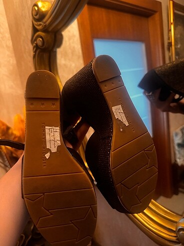 39 Beden siyah Renk Tommy sandalet