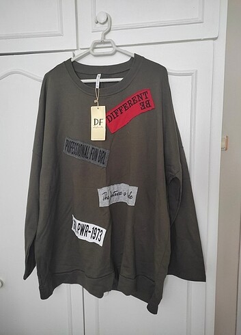 46 Beden Etiketli Sıfır DeFacto 3XL Sweatshirt