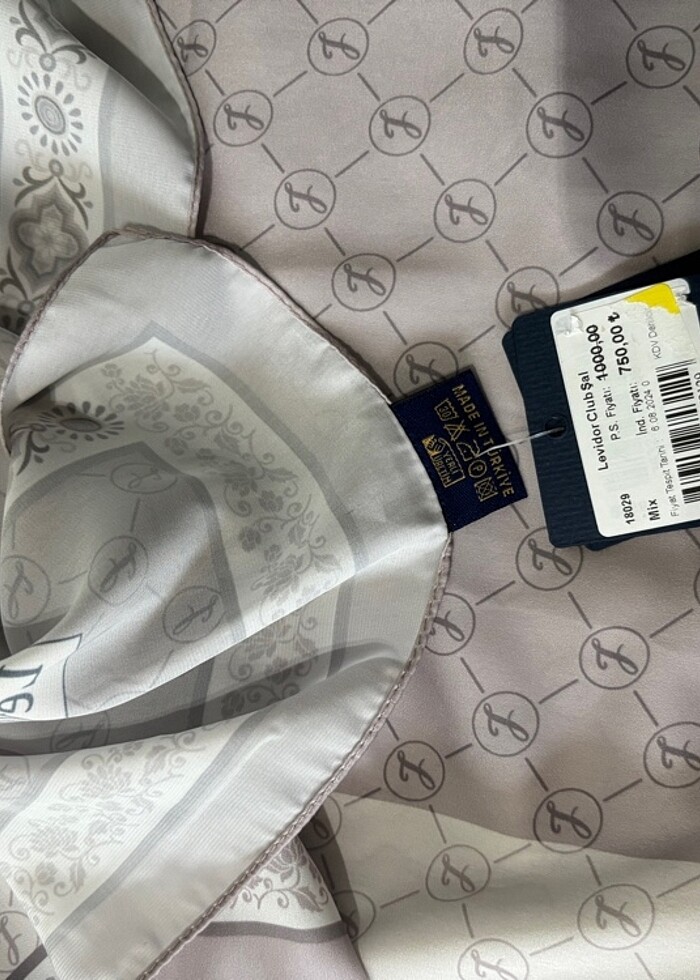 Levidor şal - Görsel 3