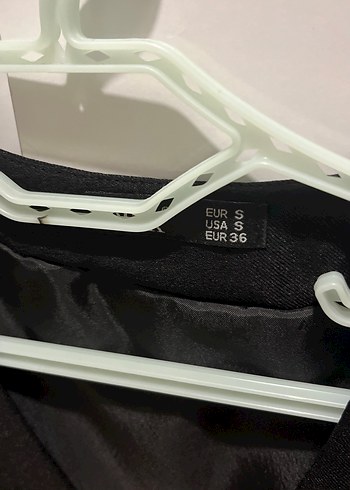 Siyah Düğmeli Kadın Yelek - Görsel 4