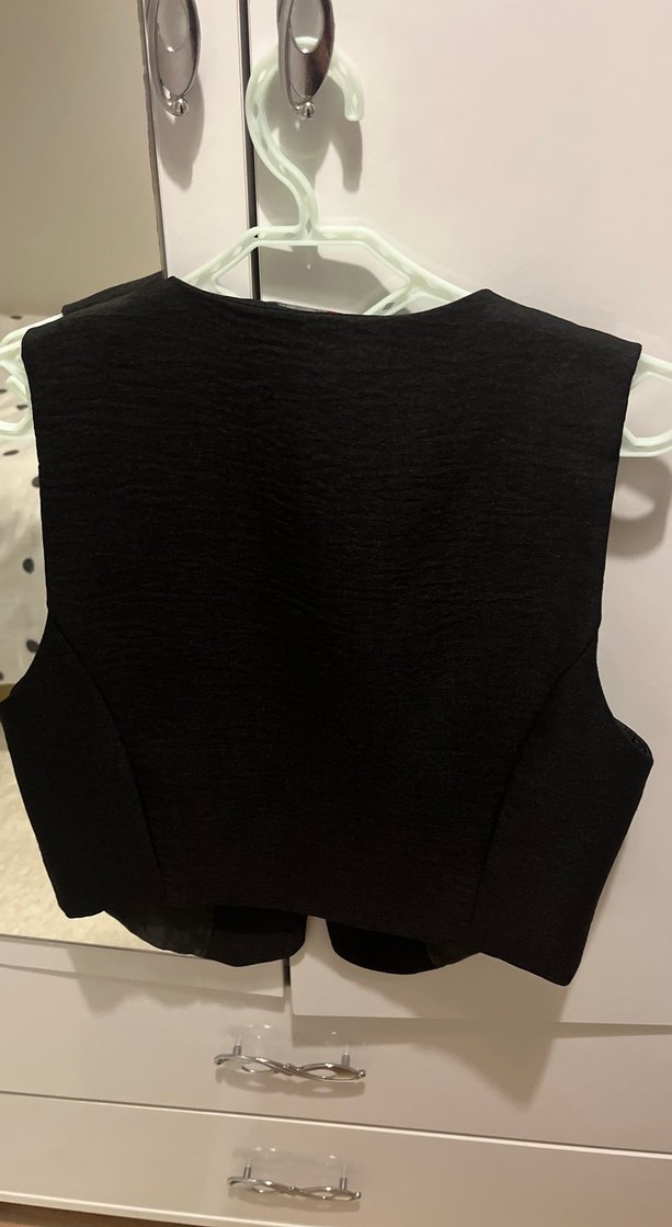 Siyah Düğmeli Kadın Yelek - Görsel 5