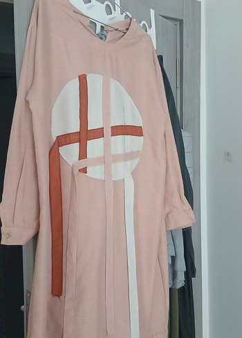 Uzun Kollu Düğmeli Pembe Tunik