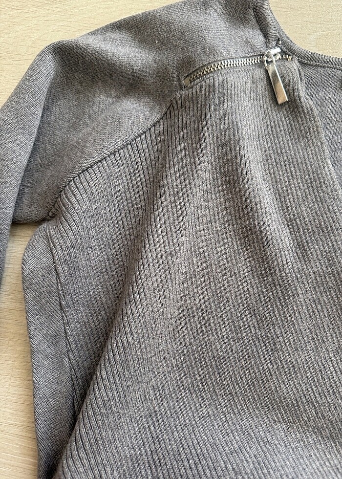 Modelli kadın kazak - Görsel 3