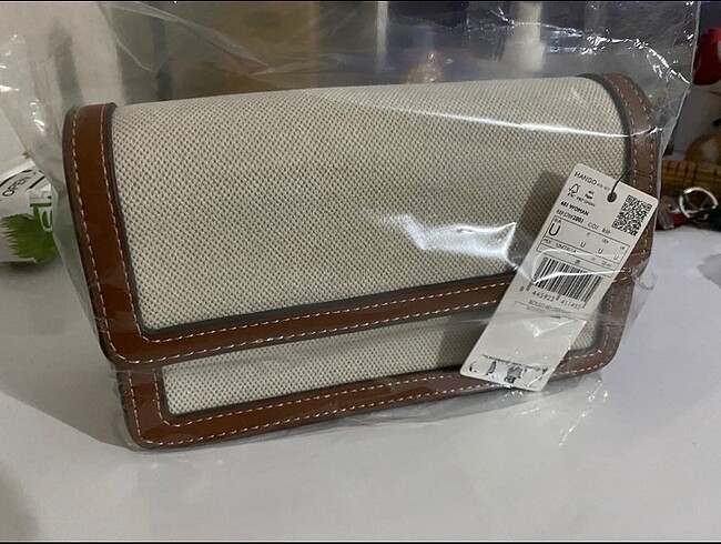 Mango flep dokulu çanta