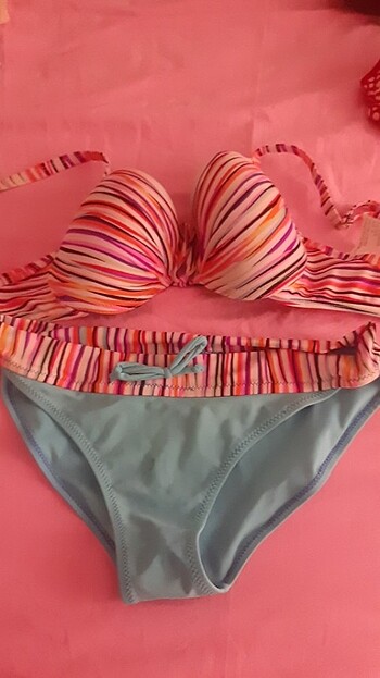 Bayan bikini 