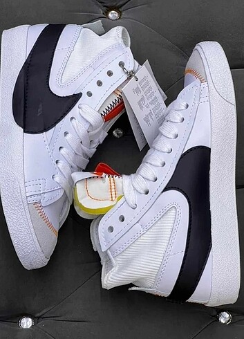 Nike jumbo 
