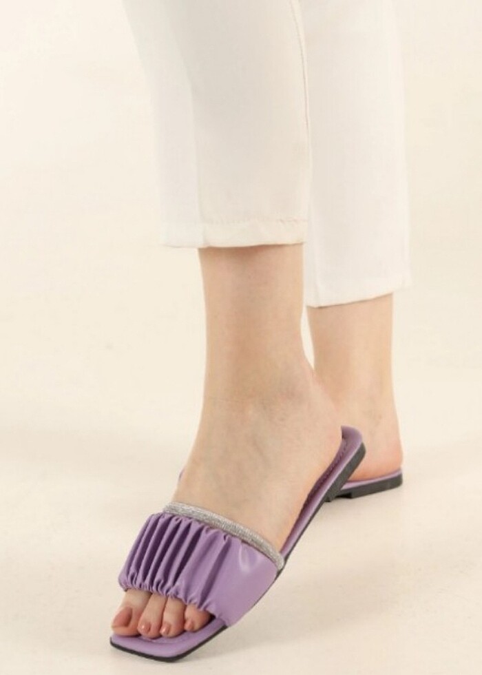 Pırlanta Taş detaylı terlik  - Görsel 2