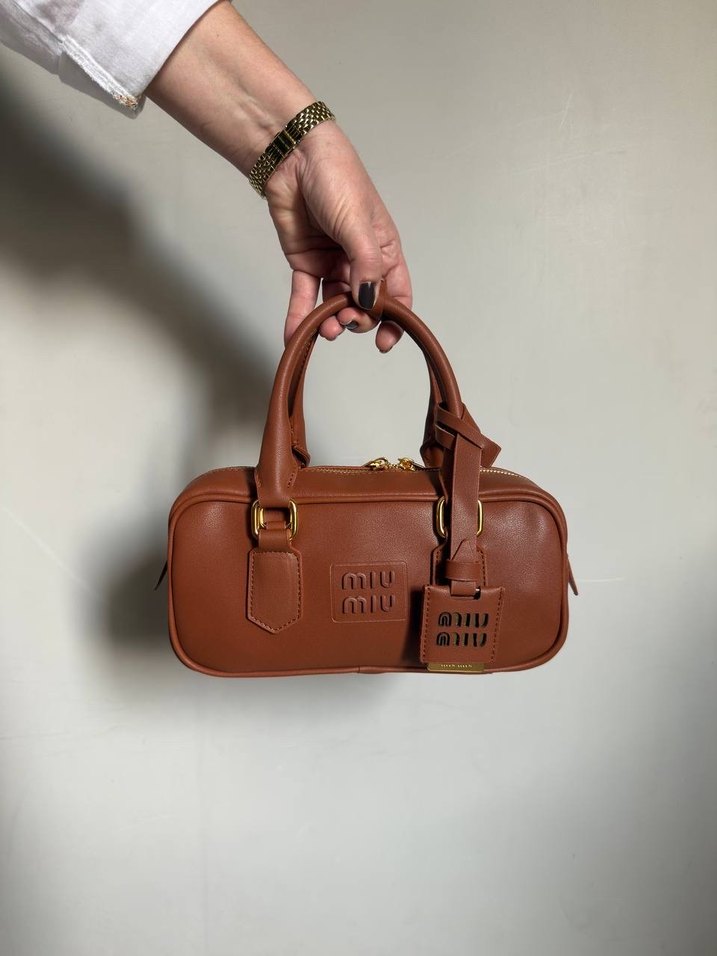 MIU MIU Arcadie leather top-handle bag - Görsel 4