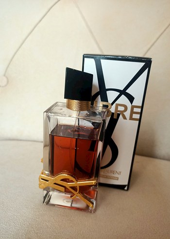 Yves Saint Laurent Kadın Parfümü - Görsel 2