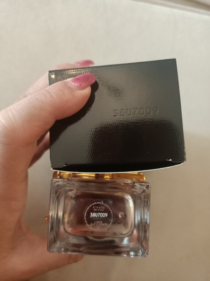 Yves Saint Laurent Kadın Parfümü - Görsel 3