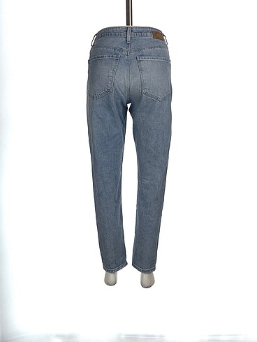 28 Beden Mavi Jean / Kot %70 İndirimli.