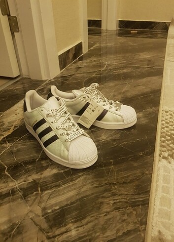 Adidas sneaker