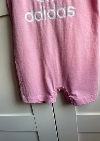 Pembe Adidas şapkalı Bebek Kısa Kollu Body - Görsel 2