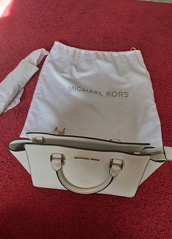 Michael kors beyaz askılı çanta