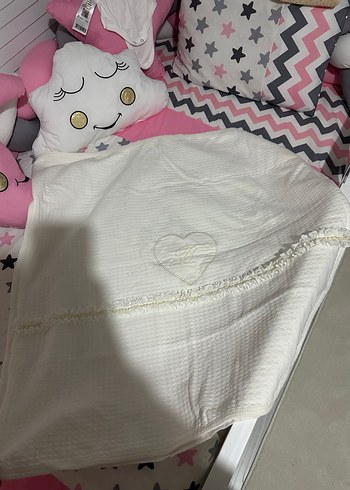 Nakışlı Beyaz Bebek Uyku Aksesuarı - Görsel 3