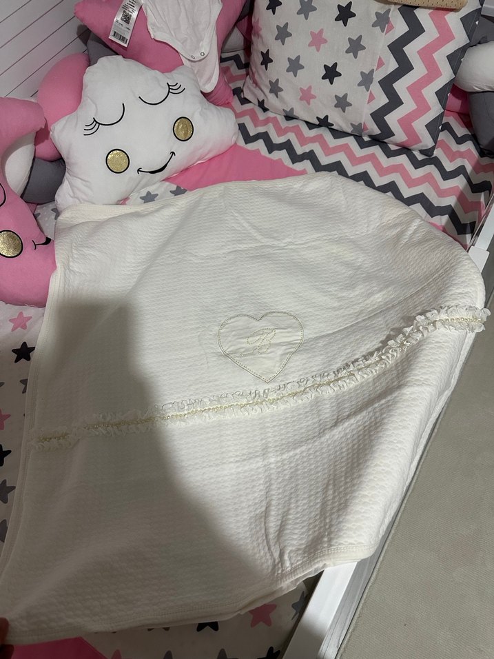 Nakışlı Beyaz Bebek Uyku Aksesuarı - Görsel 3