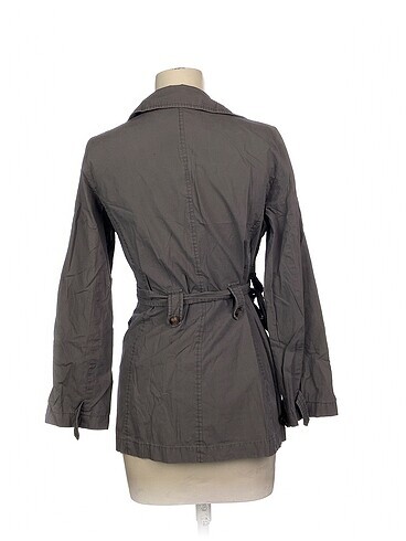 m Beden PreLoved Trenchcoat %70 İndirimli.