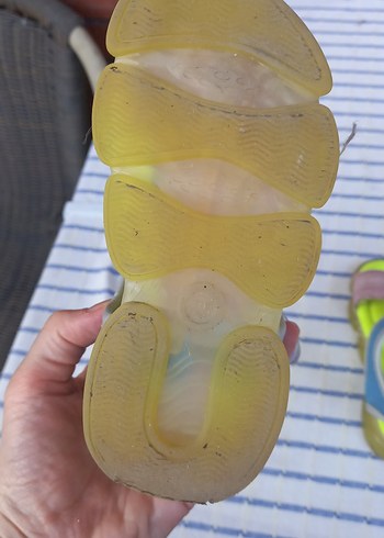 Kız Çocuk Çok Renkli Cırt Cırtlı Terlik - Görsel 4