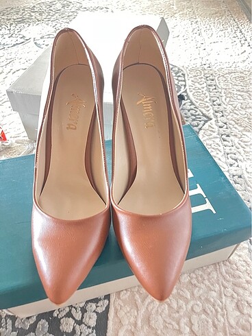 39 Beden stiletto kahverengi topuklu ayakkabı