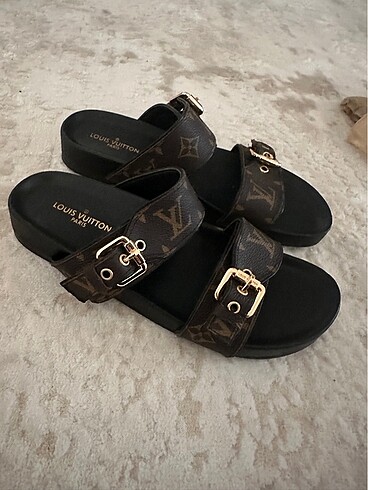 40 Beden Neverfull Monogram Deri Terlik 39 numara