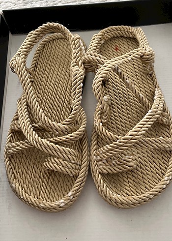 Bej Örgü Dokulu Dolgu Topuklu Kadın Sandalet - Görsel 2