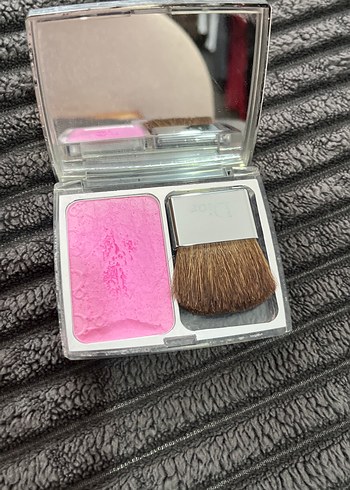 Dior Parlak Beyaz Allık - Görsel 6