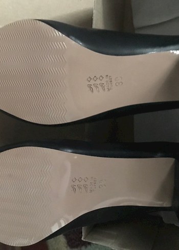 Siyah Stiletto Topuklu Kadın Ayakkabı 5 cm. - Görsel 4