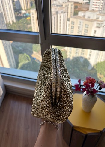 Parlak Gold Örgü Kadın Portföy Çanta - Görsel 3