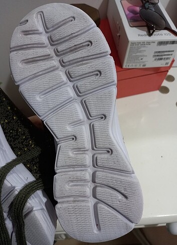 LC Waikiki Cocuk spor ayakkabi 31 no lcw