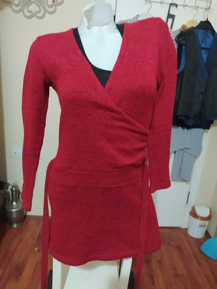 Kırmızı V Yaka Triko Elbisesi - Görsel 5