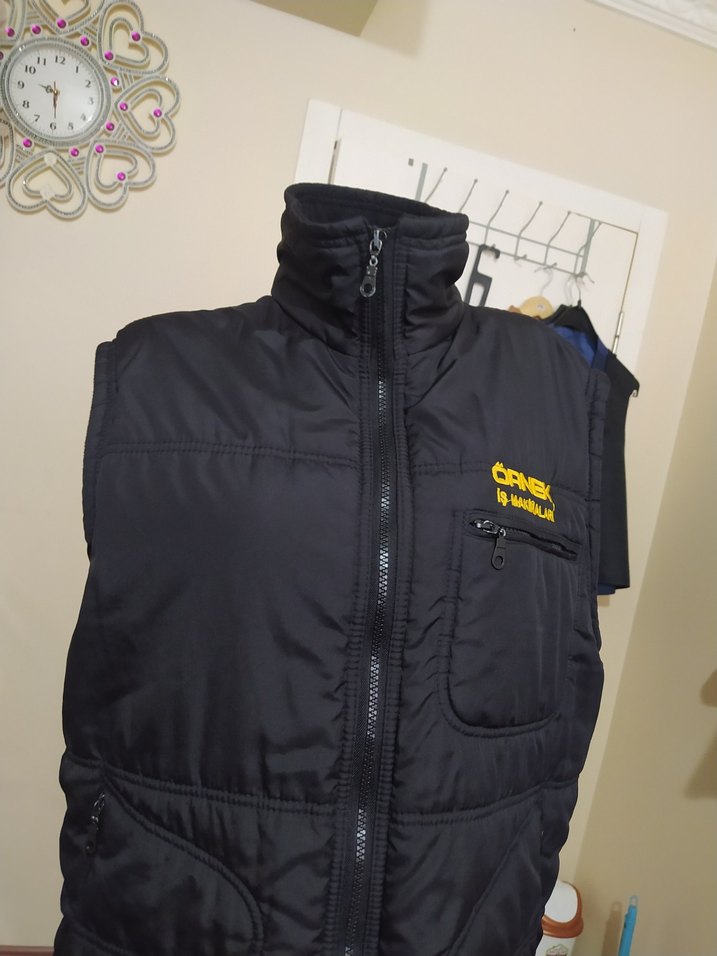 Siyah Fermuarlı Erkek Yelek - Görsel 3