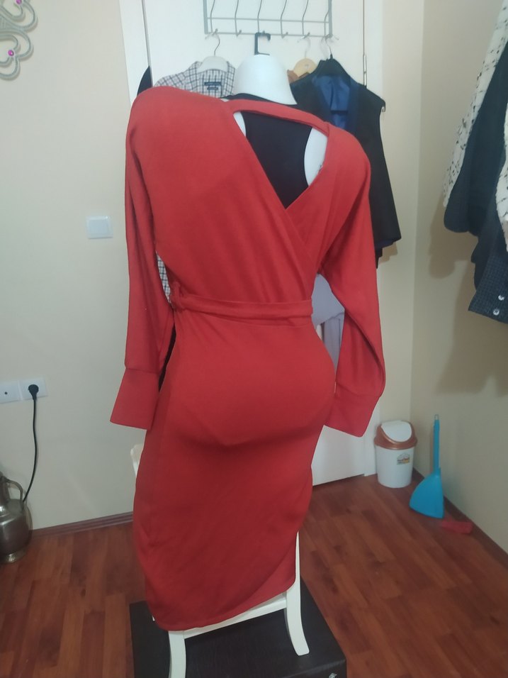 Kemerli Uzun Kollu V Yaka Triko Elbise - Görsel 3