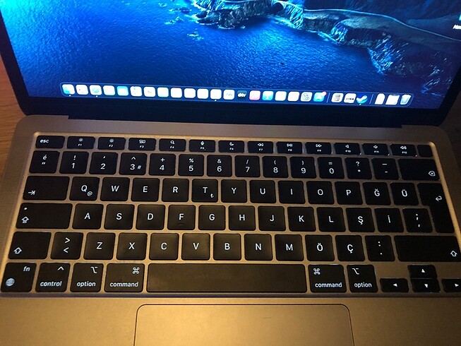 Beden Renk MacBook M1