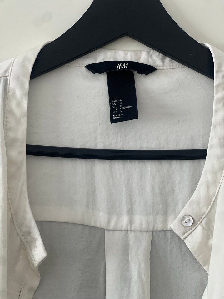 H&M Beyaz Düğmeli Kadın Gömlek - Görsel 2